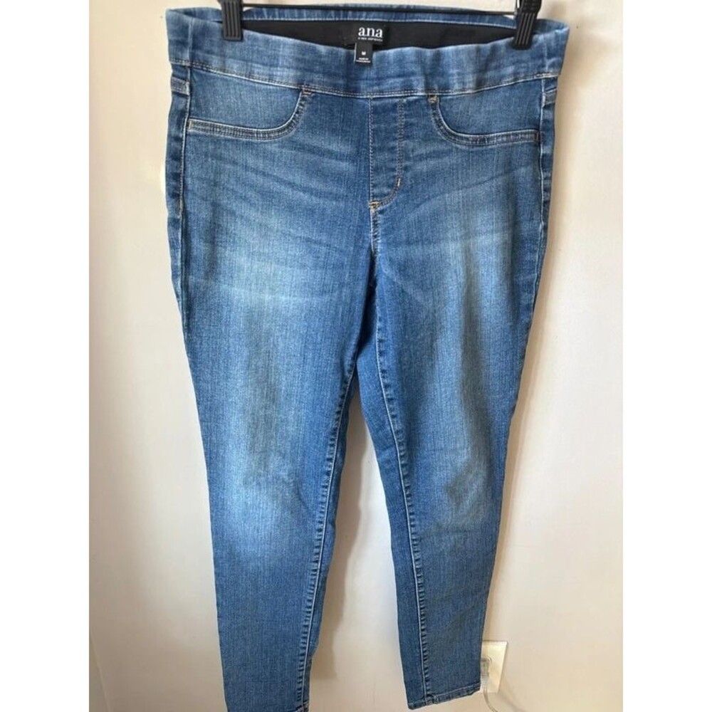 a.n.a. Denim Pull-On Skinny Jeans Medium